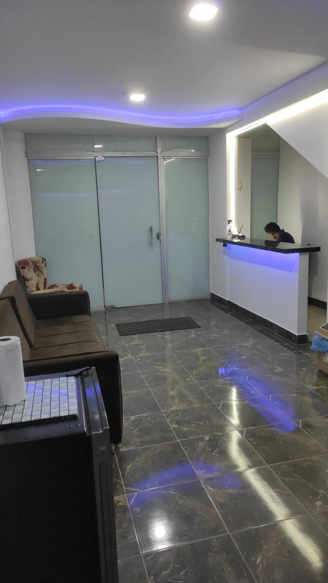 Edificio David Aparthotel Кобиха Екстериор снимка